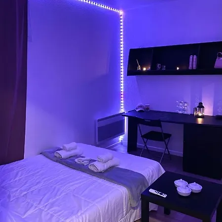Cozy Studio In La Defense * Courbevoie